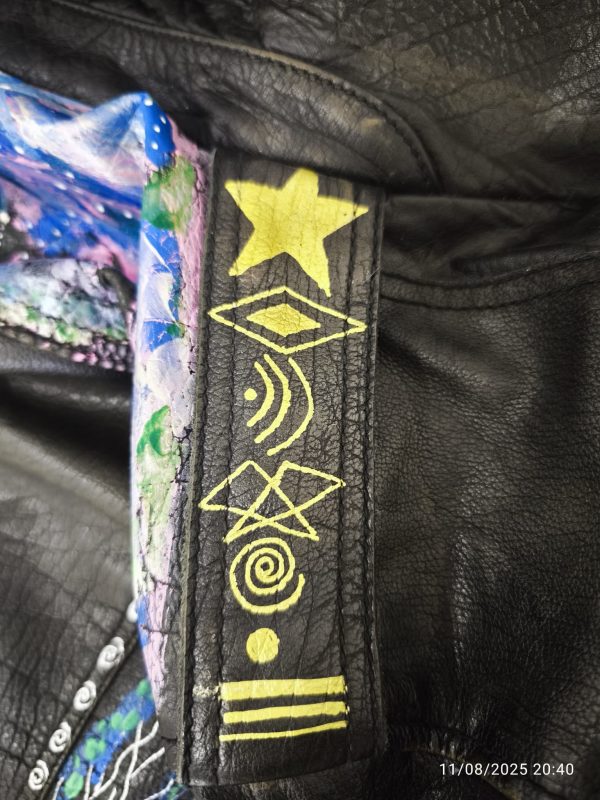 CHAQUETA DE MOTERO PERSONALIZADA PINTADA A MANO - Imagen 11