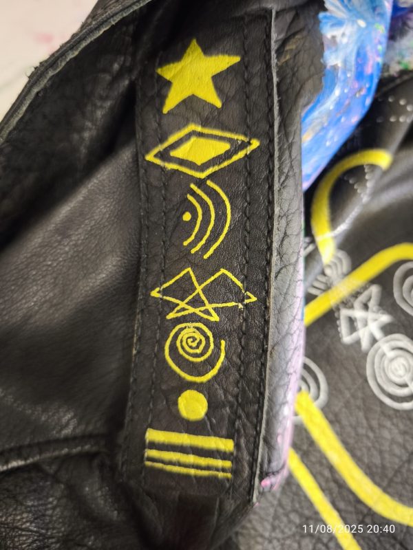 CHAQUETA DE MOTERO PERSONALIZADA PINTADA A MANO - Imagen 10