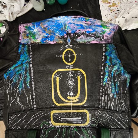 CHAQUETA DE MOTERO PERSONALIZADA PINTADA A MANO
